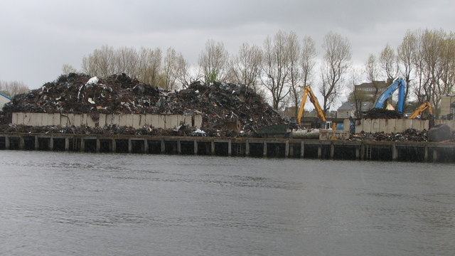 Can Recycle Center